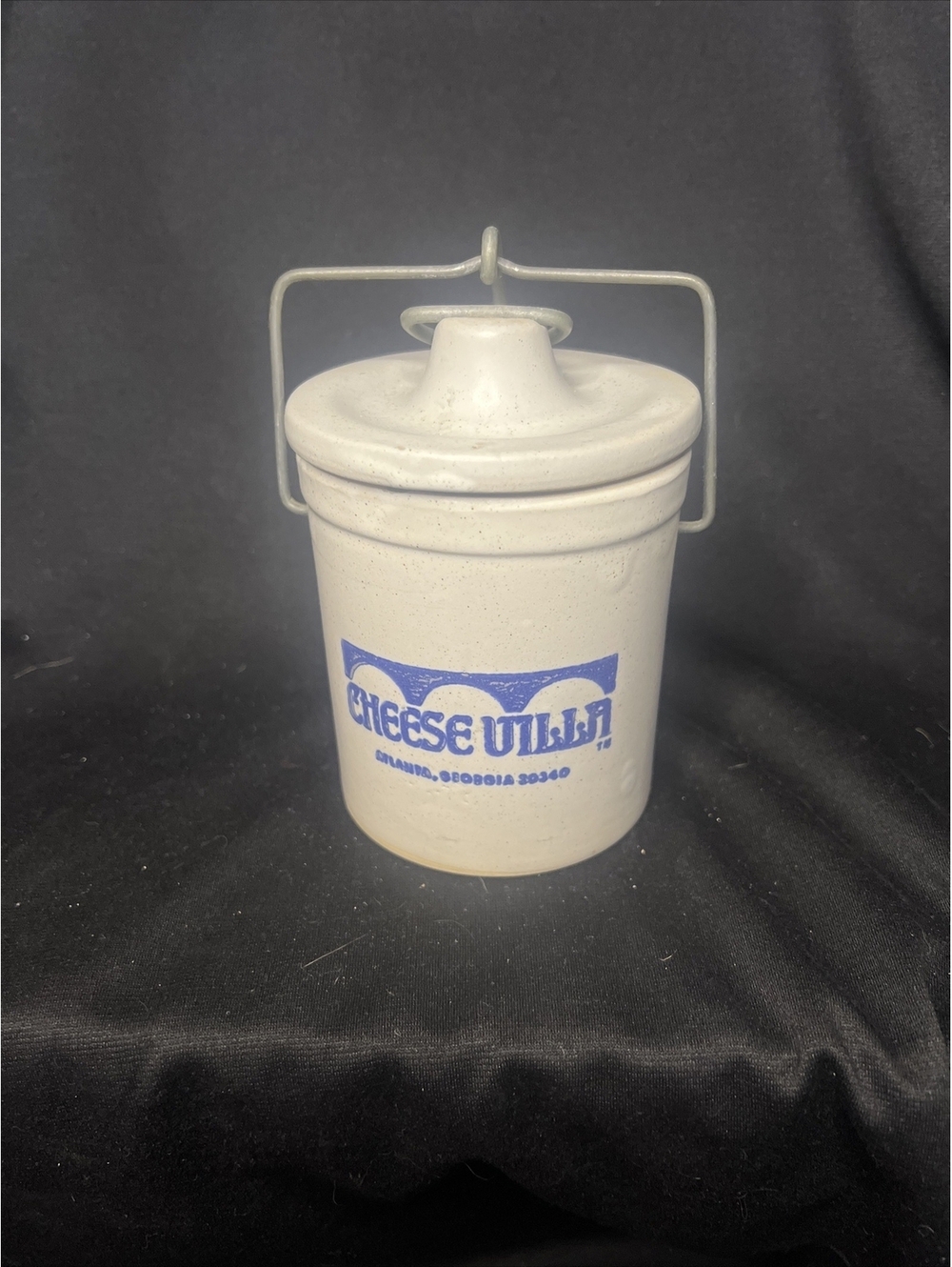 VINTAGE “CHEESE VILLA” ADVERTISING STONEWARE CHEESE CROCK